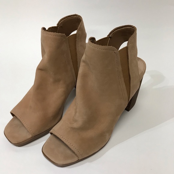 New Aldo shoes - Picture 2 of 4